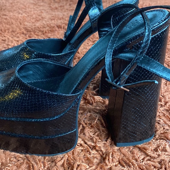 ASOS Design Black Platform Heels - Picture 3 of 5